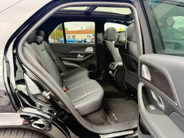 MERCEDES-BENZ GLE 400d 4M AMG 3xDvD 360 ACC HUD AIRMATIK LED