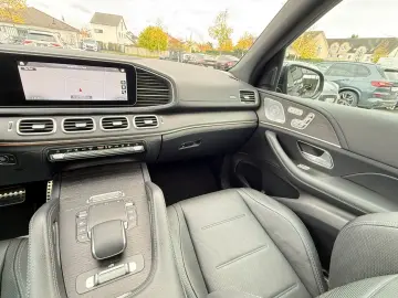 MERCEDES-BENZ GLE 400d 4M AMG 3xDvD 360 ACC HUD AIRMATIK LED