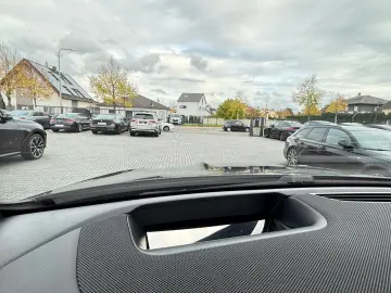 MERCEDES-BENZ GLE 400d 4M AMG 3xDvD 360 ACC HUD AIRMATIK LED