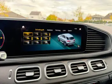 MERCEDES-BENZ GLE 400d 4M AMG 3xDvD 360 ACC HUD AIRMATIK LED