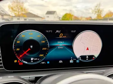 MERCEDES-BENZ GLE 400d 4M AMG 3xDvD 360 ACC HUD AIRMATIK LED