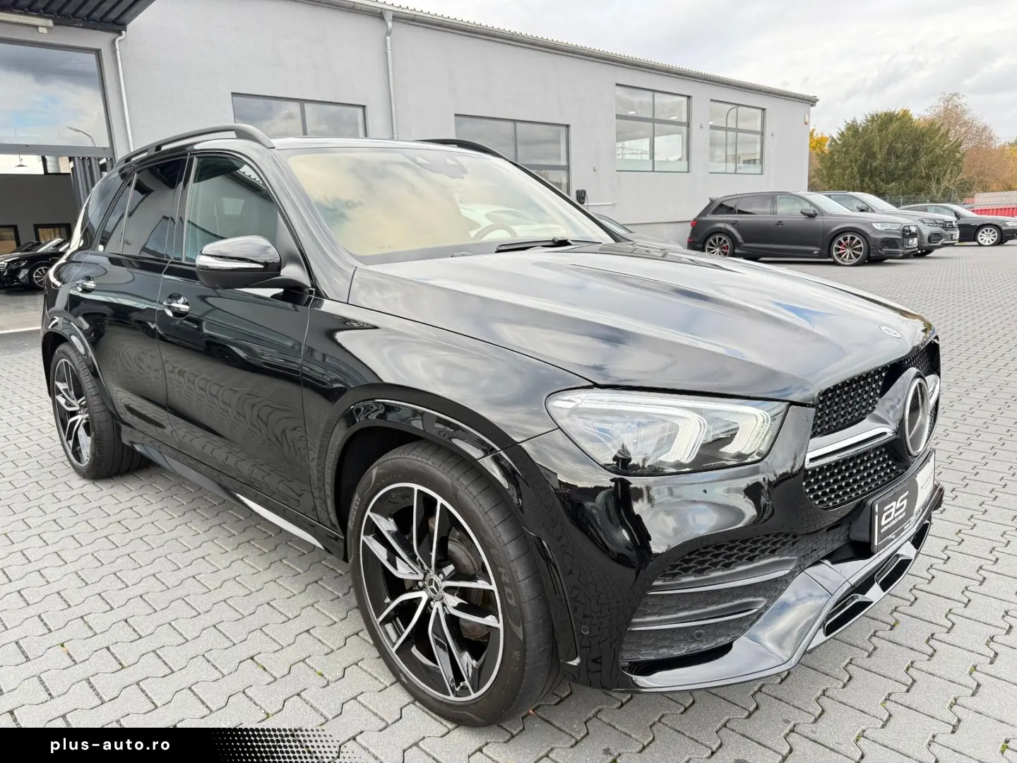 MERCEDES-BENZ GLE 400d 4M AMG 3xDvD 360 ACC HUD AIRMATIK LED