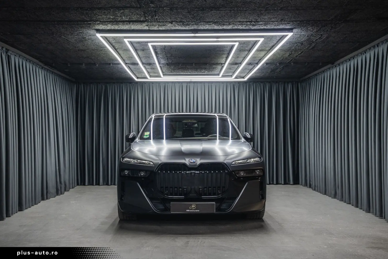 BMW 740 d xDrive  M Sport Pro Iconic Glow Theater TV