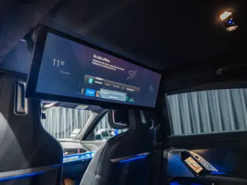 BMW 740 d xDrive  M Sport Pro Iconic Glow Theater TV