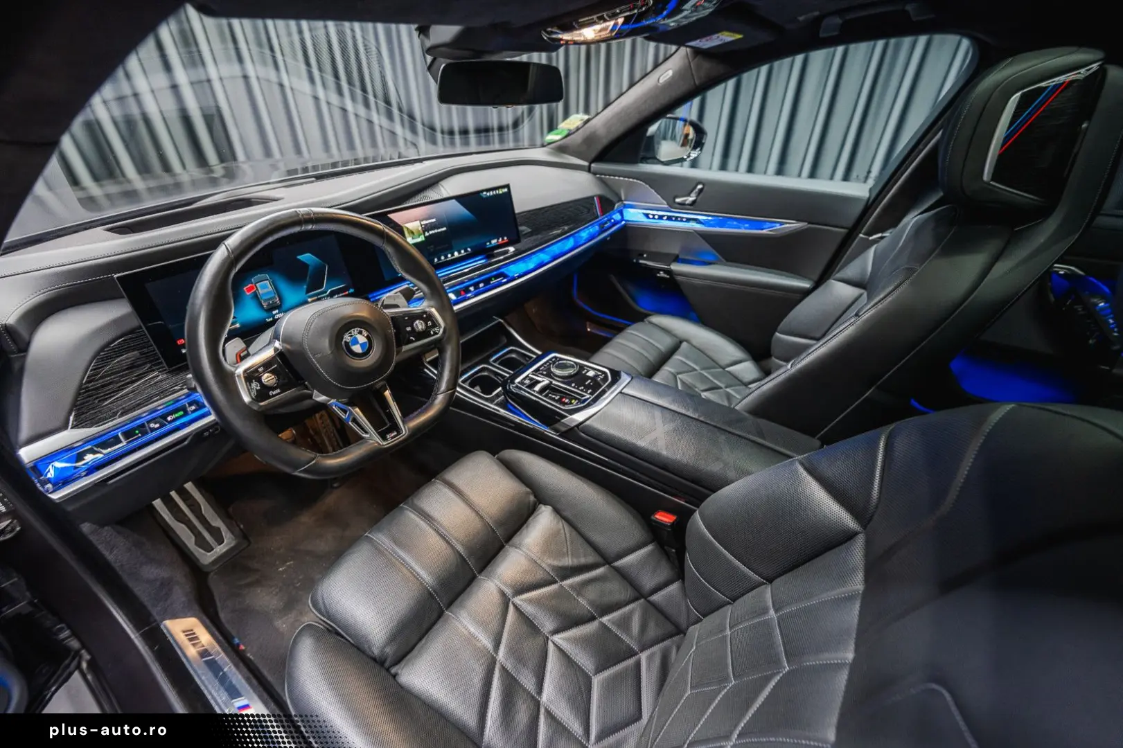 BMW 740 d xDrive  M Sport Pro Iconic Glow Theater TV