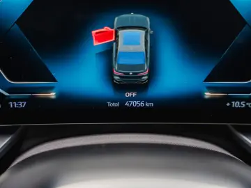 BMW 740 d xDrive  M Sport Pro Iconic Glow Theater TV