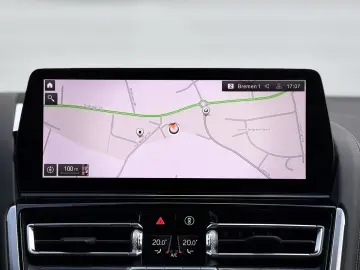 BMW M850 i xDrive PANO ACC LEDERVOLL!!1. Hd.