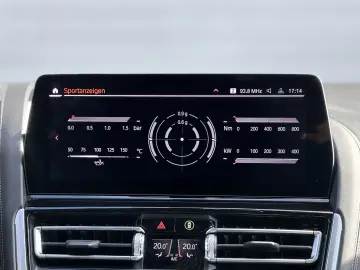 BMW M850 i xDrive PANO ACC LEDERVOLL!!1. Hd.