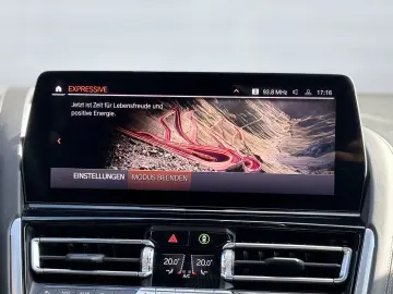 BMW M850 i xDrive PANO ACC LEDERVOLL!!1. Hd.