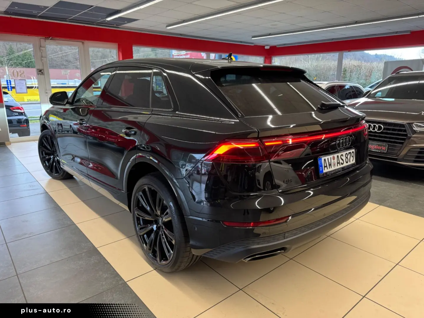 AUDI Q8 50TDI S-Line Black 23zoll Masage Pano B&O