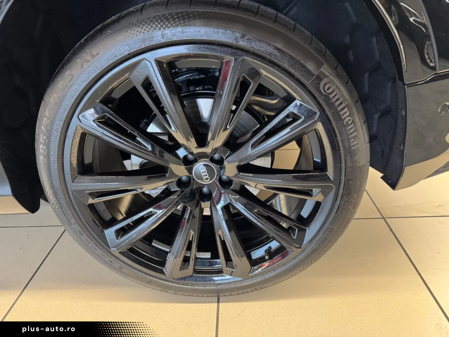 AUDI Q8 50TDI S-Line Black 23zoll Masage Pano B&O