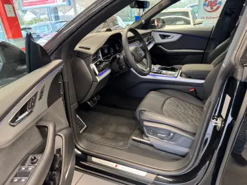 AUDI Q8 50TDI S-Line Black 23zoll Masage Pano B&O