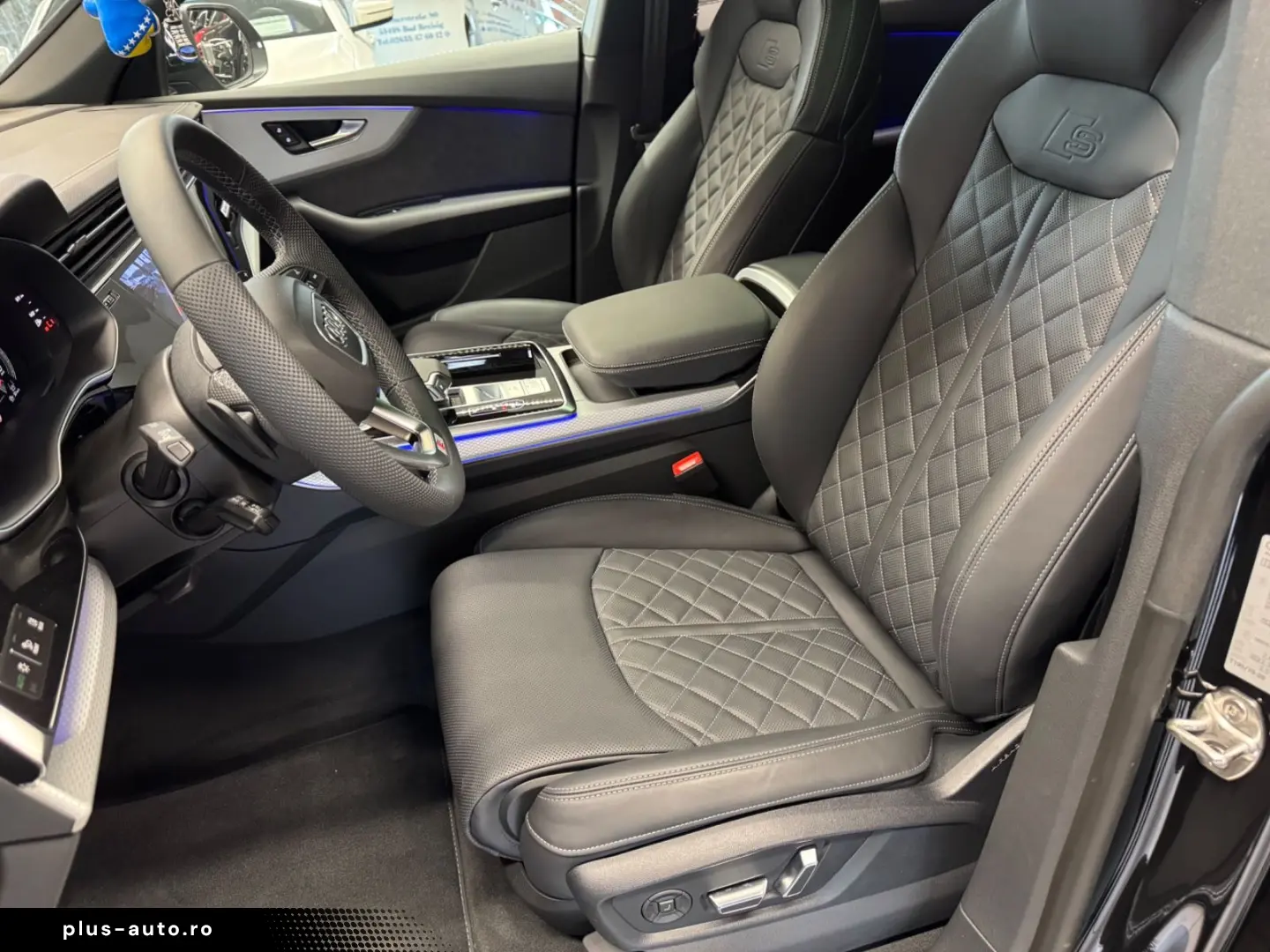 AUDI Q8 50TDI S-Line Black 23zoll Masage Pano B&O