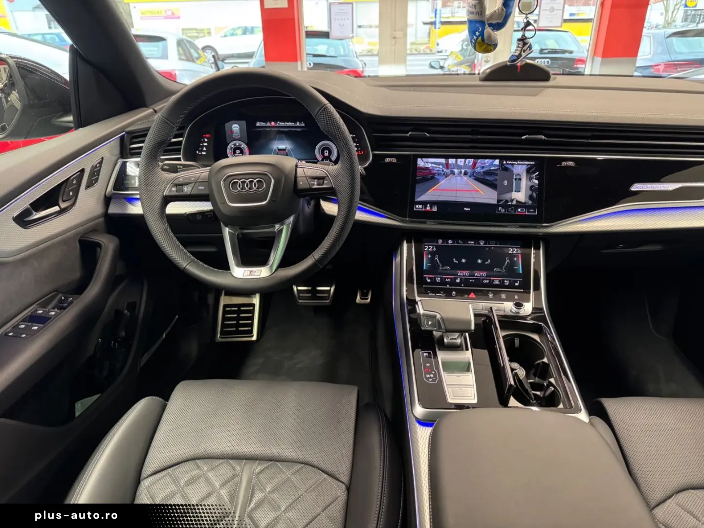 AUDI Q8 50TDI S-Line Black 23zoll Masage Pano B&O