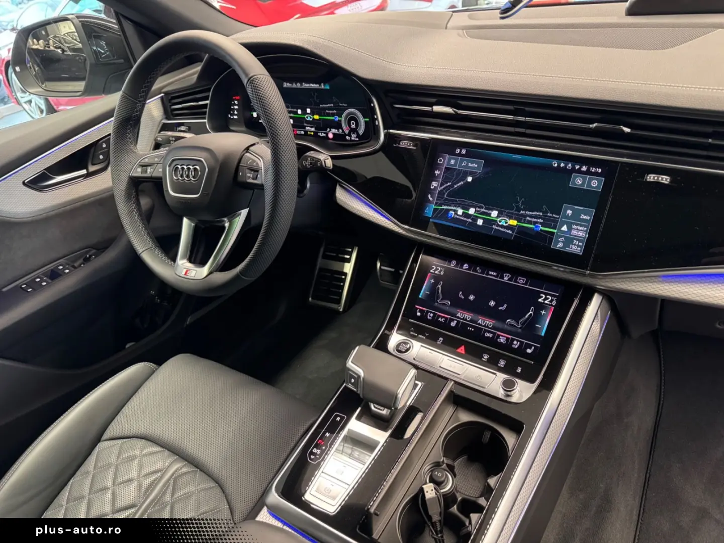 AUDI Q8 50TDI S-Line Black 23zoll Masage Pano B&O