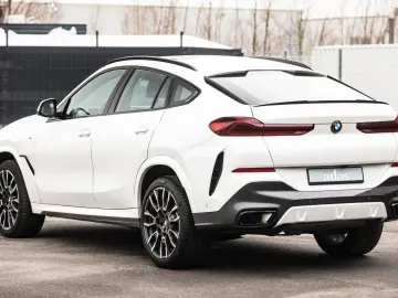 BMW X6 30d xDrive MSport PANO LED StHz Mass voll