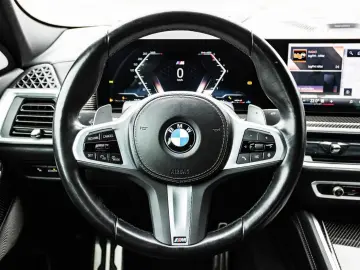 BMW X6 30d xDrive MSport PANO LED StHz Mass voll