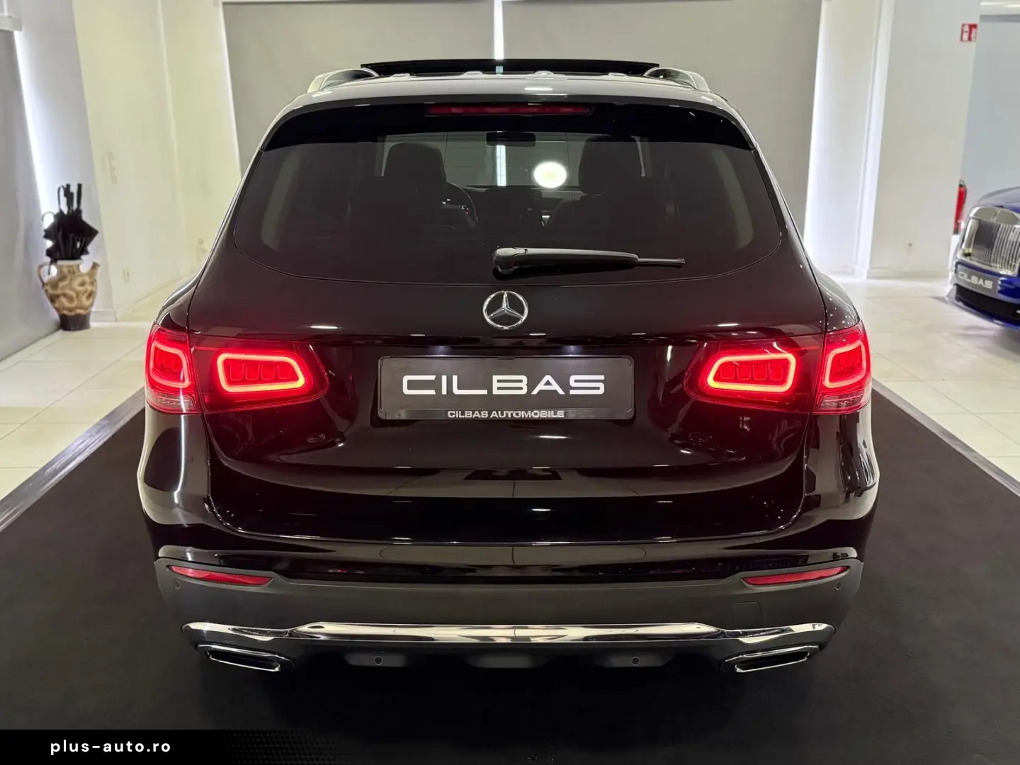 MERCEDES-BENZ GLC 220 d 9G 4M  PANO LED SHZ CARPLAY 1.HAND