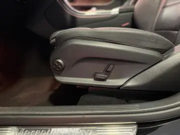 MERCEDES-BENZ GLC 220 d 9G 4M  PANO LED SHZ CARPLAY 1.HAND