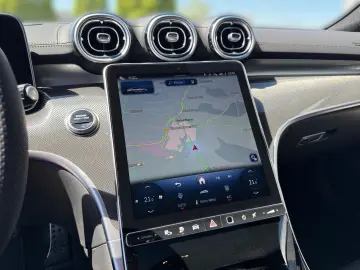 MERCEDES-BENZ CLE 300e AMG PREM  LEDER HuD BUR PAN KEYL