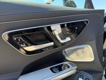 MERCEDES-BENZ CLE 300e AMG PREM  LEDER HuD BUR PAN KEYL