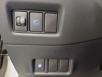 Toyota C-HR 1 8 Hybrid C-ENTER