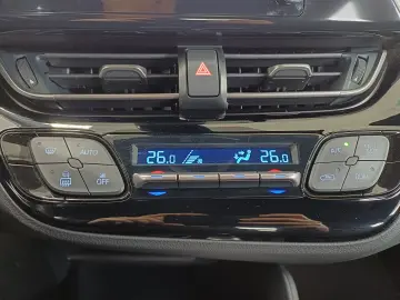 Toyota C-HR 1 8 Hybrid C-ENTER