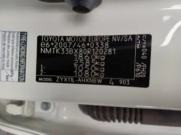 Toyota C-HR 1 8 Hybrid C-ENTER