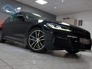BMW 540dA Limo xDrive~M-SPORTPAKET UNFALLFREI DEUTS