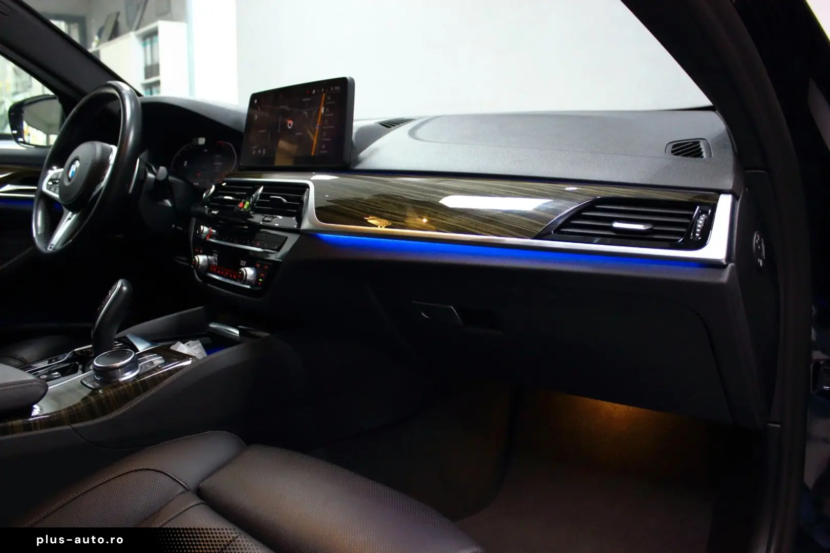 BMW 540dA Limo xDrive~M-SPORTPAKET UNFALLFREI DEUTS