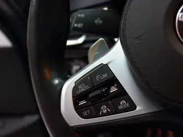 BMW 540dA Limo xDrive~M-SPORTPAKET UNFALLFREI DEUTS