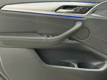 BMW X3 XDRIVE 20D M-SPORTPAKET AUS 1 HAND UNFALLFREI