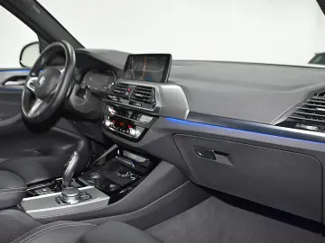 BMW X3 XDRIVE 20D M-SPORTPAKET AUS 1 HAND UNFALLFREI