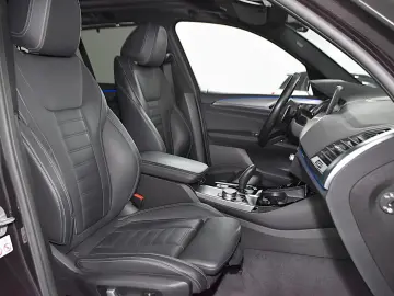 BMW X3 XDRIVE 20D M-SPORTPAKET AUS 1 HAND UNFALLFREI