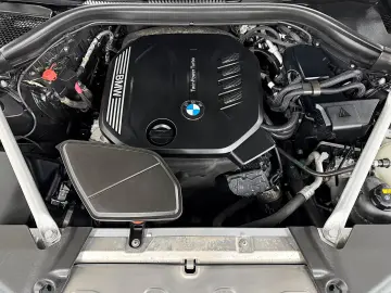 BMW X3 XDRIVE 20D M-SPORTPAKET AUS 1 HAND UNFALLFREI