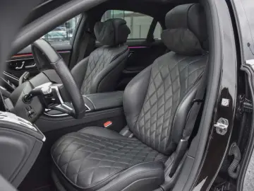 Mercedes-Benz S 580 Lang AMG Remote Park Pan