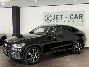 MERCEDES-BENZ GLC 220 d 4Matic  1.Hand-Digital-AHK-Night