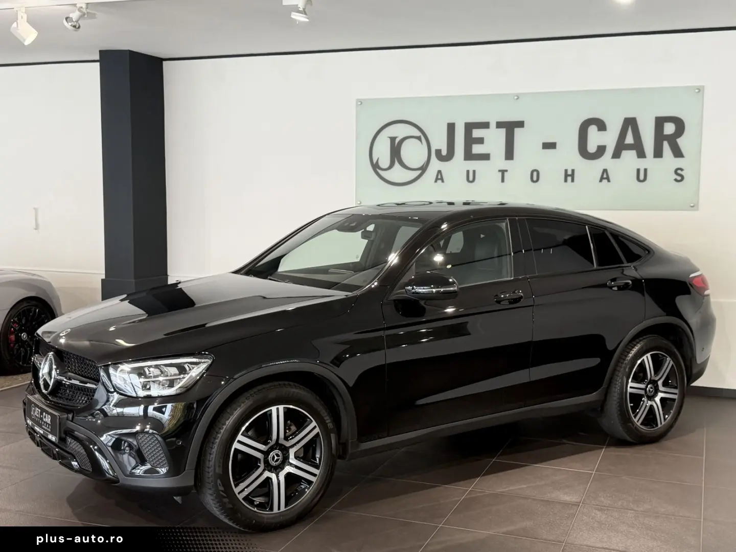 MERCEDES-BENZ GLC 220 d 4Matic  1.Hand-Digital-AHK-Night