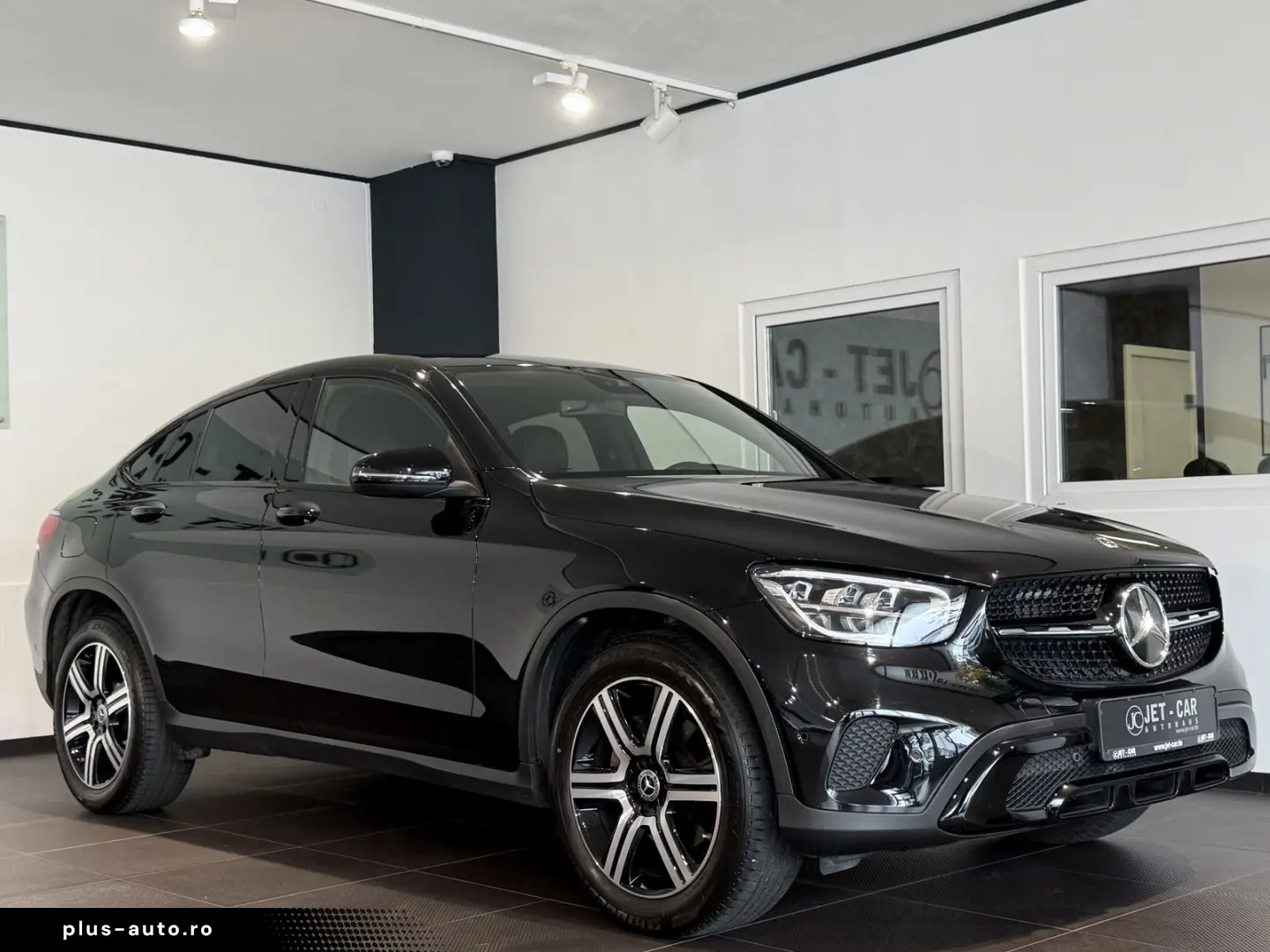 MERCEDES-BENZ GLC 220 d 4Matic  1.Hand-Digital-AHK-Night