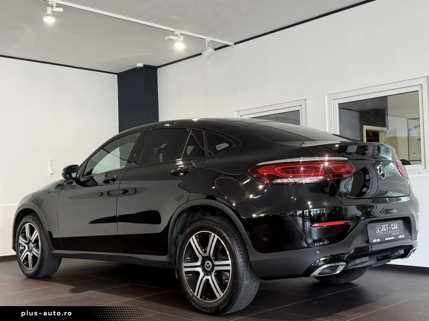 MERCEDES-BENZ GLC 220 d 4Matic  1.Hand-Digital-AHK-Night