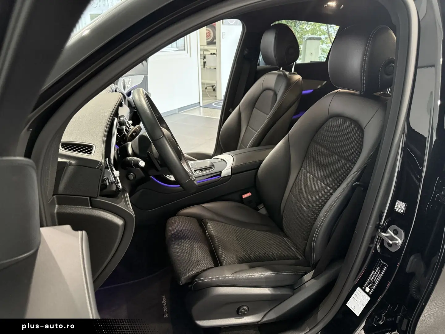 MERCEDES-BENZ GLC 220 d 4Matic  1.Hand-Digital-AHK-Night