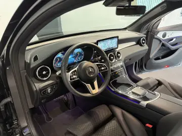 MERCEDES-BENZ GLC 220 d 4Matic  1.Hand-Digital-AHK-Night