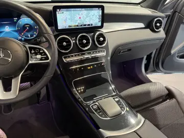 MERCEDES-BENZ GLC 220 d 4Matic  1.Hand-Digital-AHK-Night