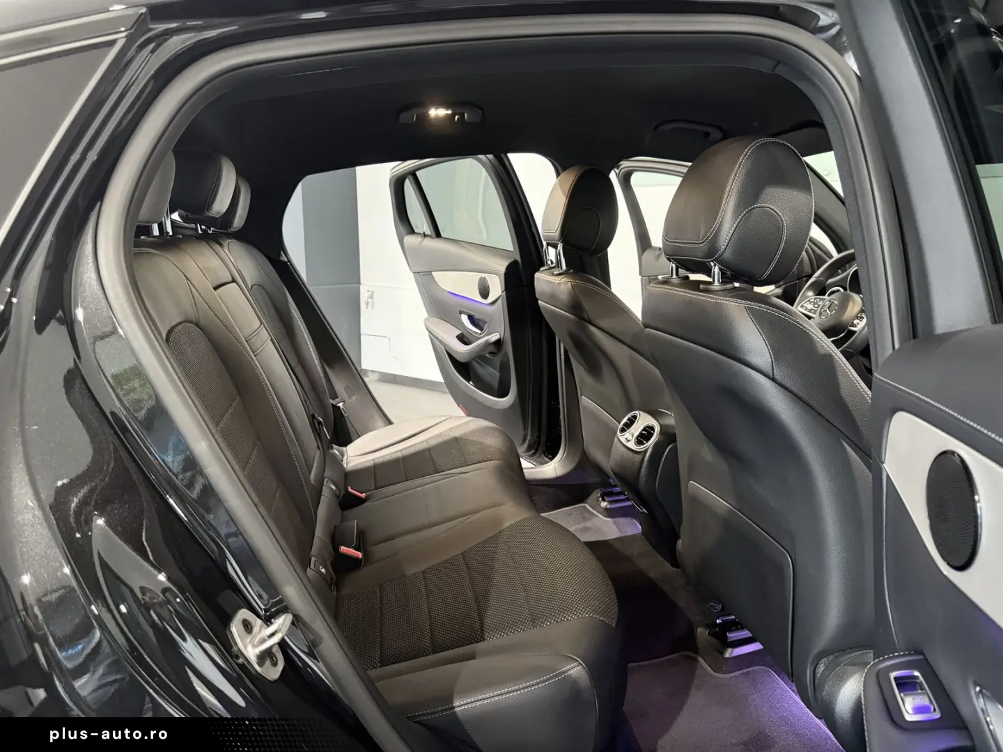 MERCEDES-BENZ GLC 220 d 4Matic  1.Hand-Digital-AHK-Night