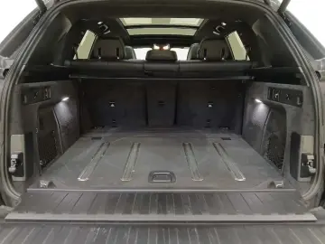 BMW X5 xDr30d  UVP 125.440€ MASSAGE LUFT STHZG TRITT