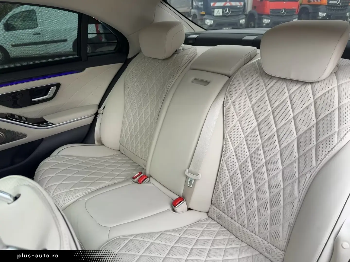 Mercedes-Benz S 500 4M AMG Burm HUD KeyGo