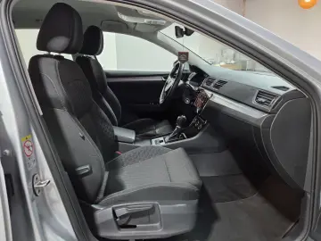 SKODA Superb 2.0 TDI DSG LED NAVI VIRTUAL KAMERA