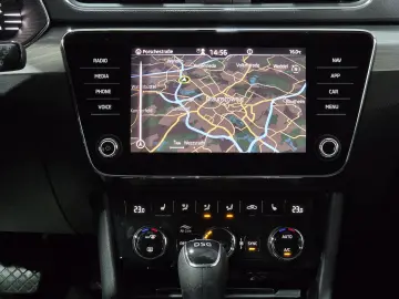 SKODA Superb 2.0 TDI DSG LED NAVI VIRTUAL KAMERA