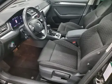 SKODA Superb Kombi 1.4 TSI iV Ambition Navi LED vc AHK