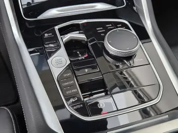 BMW X6 xDrive30d M Sport Pro 22Zoll Pano ACC 360